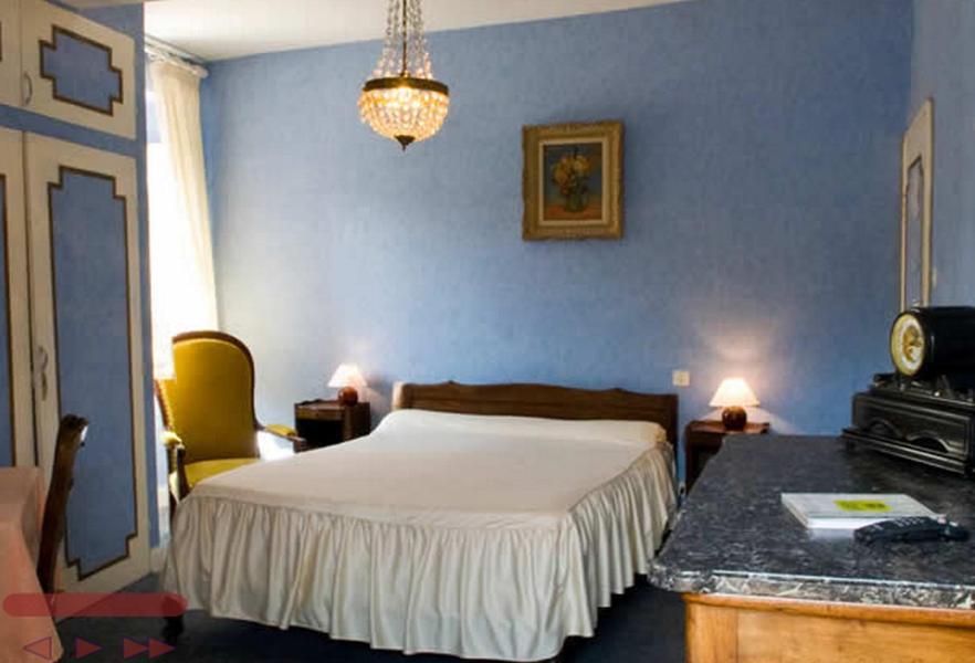 Hotel De La Poste 2*